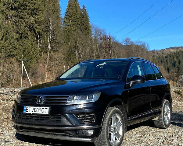Черный Фольксваген Туарег, объемом двигателя 3 л и пробегом 208 тыс. км за 30500 $, фото 2 на Automoto.ua