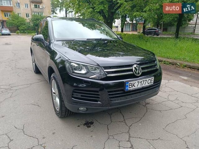 Чорний Фольксваген Туарег, об'ємом двигуна 2.97 л та пробігом 242 тис. км за 25500 $, фото 4 на Automoto.ua