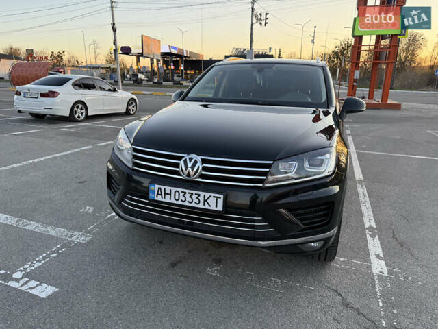 Чорний Фольксваген Туарег, об'ємом двигуна 2.97 л та пробігом 204 тис. км за 26999 $, фото 2 на Automoto.ua