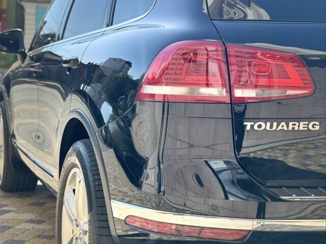 Черный Фольксваген Туарег, объемом двигателя 3 л и пробегом 216 тыс. км за 27400 $, фото 7 на Automoto.ua