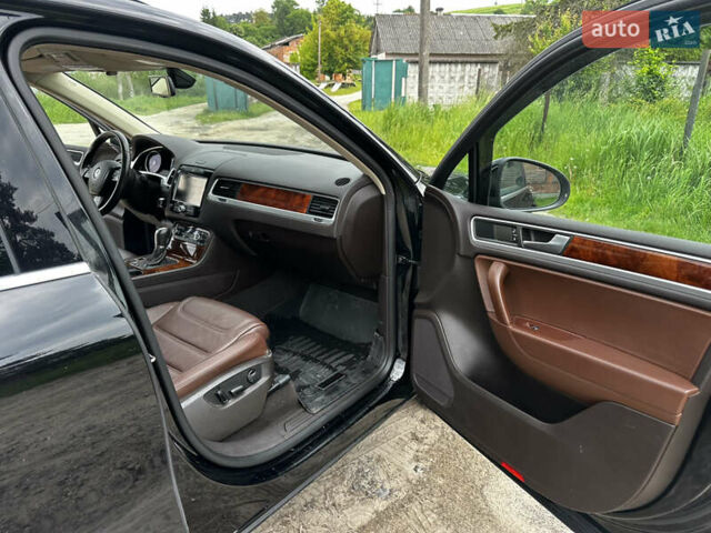 Черный Фольксваген Туарег, объемом двигателя 3 л и пробегом 360 тыс. км за 16200 $, фото 20 на Automoto.ua