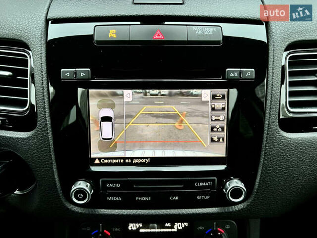 Черный Фольксваген Туарег, объемом двигателя 3 л и пробегом 245 тыс. км за 19500 $, фото 34 на Automoto.ua