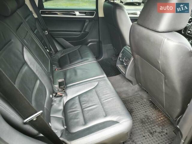 Чорний Фольксваген Туарег, об'ємом двигуна 2.97 л та пробігом 300 тис. км за 24700 $, фото 15 на Automoto.ua