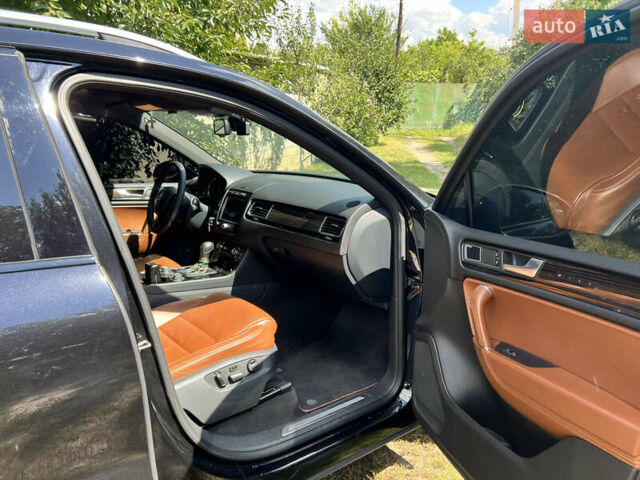 Черный Фольксваген Туарег, объемом двигателя 2.97 л и пробегом 183 тыс. км за 26500 $, фото 11 на Automoto.ua