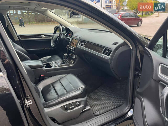 Черный Фольксваген Туарег, объемом двигателя 2.97 л и пробегом 242 тыс. км за 25900 $, фото 11 на Automoto.ua