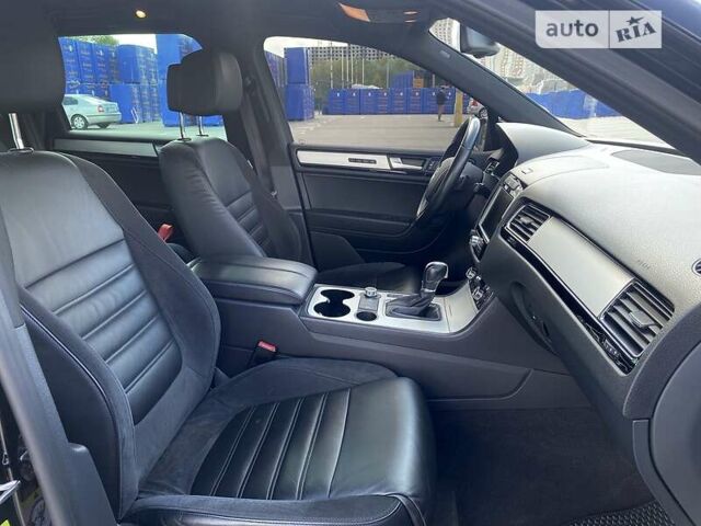 Черный Фольксваген Туарег, объемом двигателя 3 л и пробегом 223 тыс. км за 25500 $, фото 33 на Automoto.ua