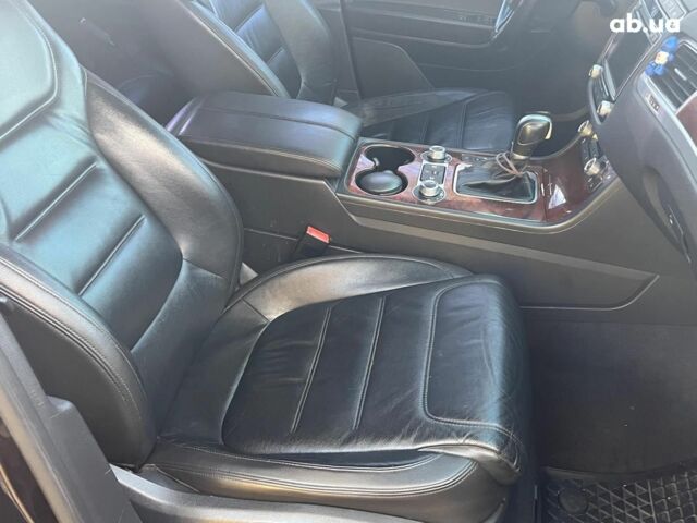 Черный Фольксваген Туарег, объемом двигателя 3 л и пробегом 374 тыс. км за 19990 $, фото 16 на Automoto.ua