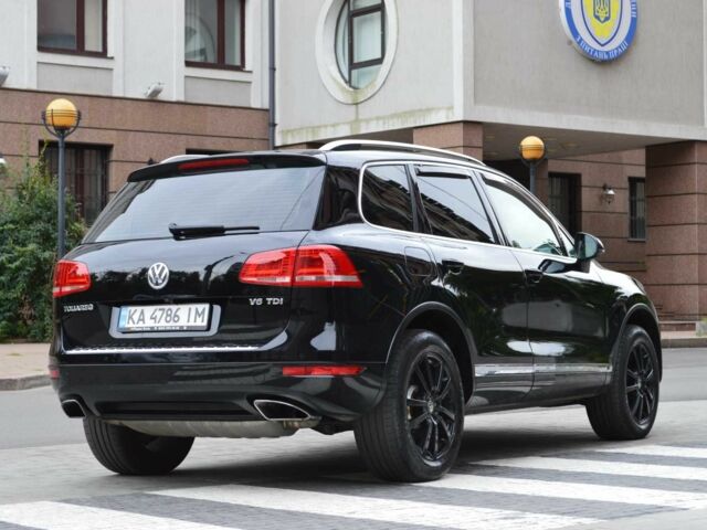 Черный Фольксваген Туарег, объемом двигателя 3 л и пробегом 256 тыс. км за 18900 $, фото 5 на Automoto.ua