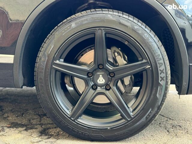 Черный Фольксваген Туарег, объемом двигателя 3 л и пробегом 200 тыс. км за 25790 $, фото 15 на Automoto.ua