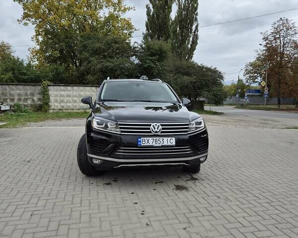 Черный Фольксваген Туарег, объемом двигателя 3 л и пробегом 330 тыс. км за 19999 $, фото 17 на Automoto.ua