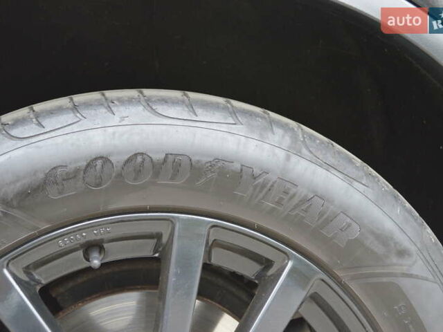 Чорний Фольксваген Туарег, об'ємом двигуна 2.97 л та пробігом 256 тис. км за 18900 $, фото 31 на Automoto.ua