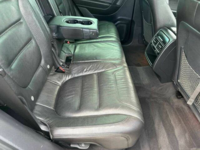 Черный Фольксваген Туарег, объемом двигателя 3 л и пробегом 86 тыс. км за 3400 $, фото 11 на Automoto.ua