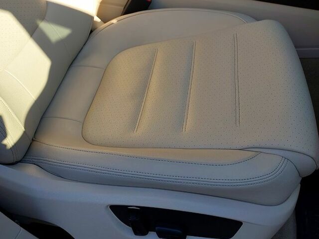 Чорний Фольксваген Туарег, об'ємом двигуна 3 л та пробігом 172 тис. км за 30999 $, фото 8 на Automoto.ua