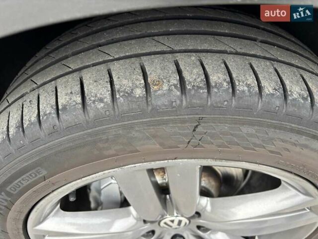 Чорний Фольксваген Туарег, об'ємом двигуна 2.97 л та пробігом 220 тис. км за 24500 $, фото 1 на Automoto.ua