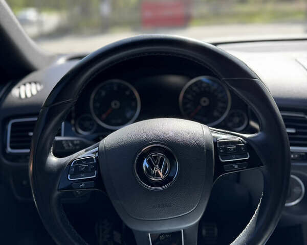 Чорний Фольксваген Туарег, об'ємом двигуна 2.97 л та пробігом 188 тис. км за 19500 $, фото 24 на Automoto.ua