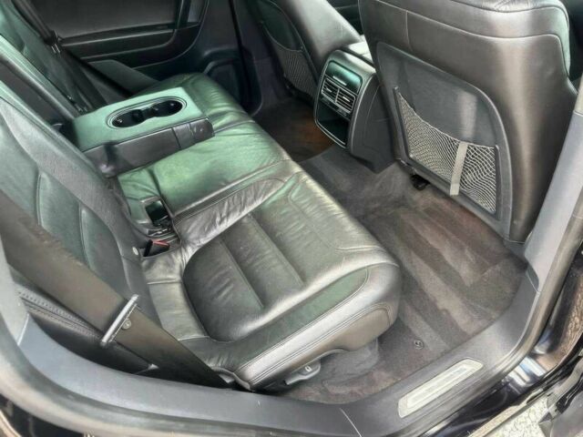 Черный Фольксваген Туарег, объемом двигателя 3 л и пробегом 86 тыс. км за 3400 $, фото 10 на Automoto.ua