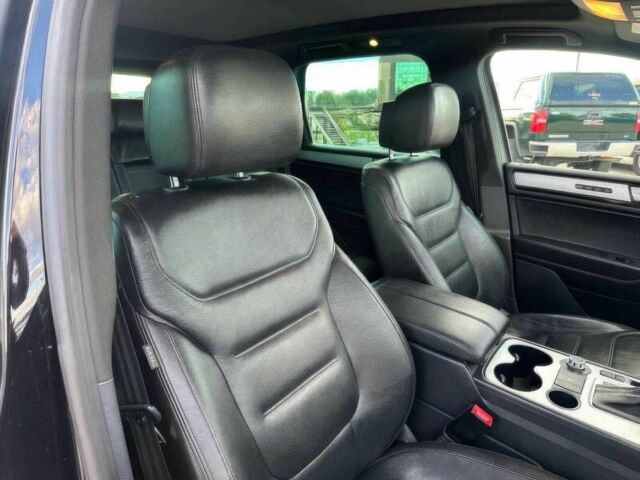 Черный Фольксваген Туарег, объемом двигателя 3 л и пробегом 86 тыс. км за 3400 $, фото 8 на Automoto.ua