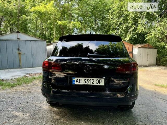 Чорний Фольксваген Туарег, об'ємом двигуна 2.97 л та пробігом 130 тис. км за 33000 $, фото 5 на Automoto.ua