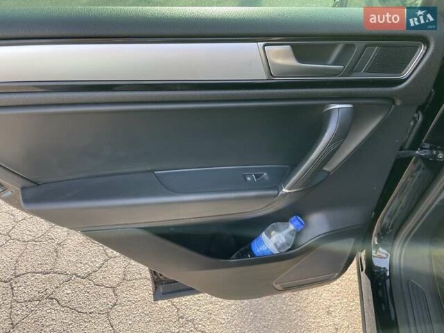 Фольксваген Туарег 2015 в Виннице на Automoto.ua Черный Фольксваген Туарег, объемом двигателя 2.97 л и пробегом 172 тыс. км за 25000 $, фото 26 на Automoto.ua