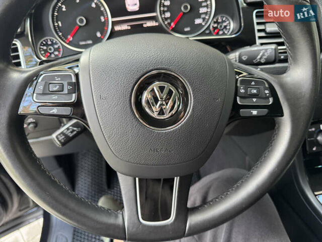 Чорний Фольксваген Туарег, об'ємом двигуна 2.97 л та пробігом 194 тис. км за 22499 $, фото 46 на Automoto.ua