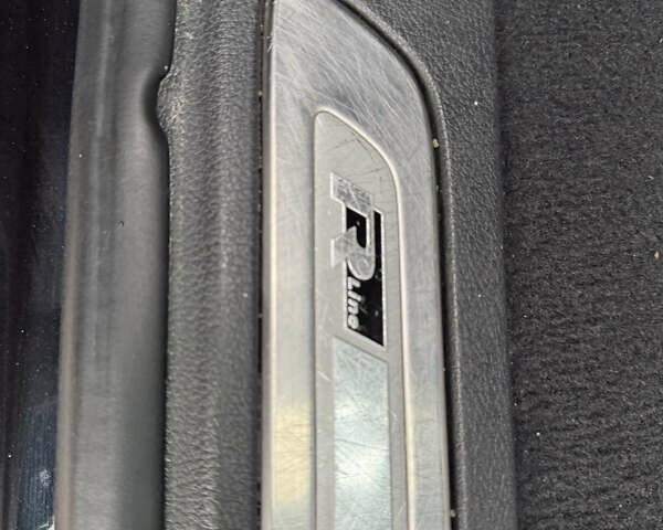 Черный Фольксваген Туарег, объемом двигателя 2.97 л и пробегом 275 тыс. км за 26000 $, фото 20 на Automoto.ua