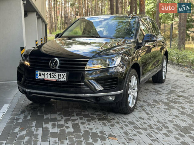Чорний Фольксваген Туарег, об'ємом двигуна 2.97 л та пробігом 194 тис. км за 22499 $, фото 2 на Automoto.ua