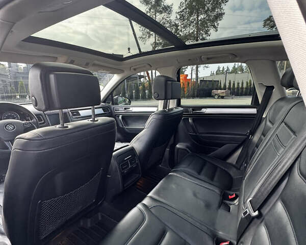 Чорний Фольксваген Туарег, об'ємом двигуна 2.97 л та пробігом 230 тис. км за 26000 $, фото 7 на Automoto.ua