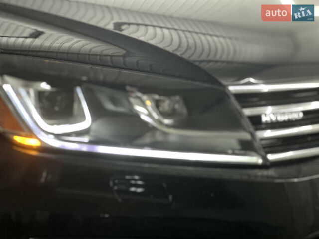 Черный Фольксваген Туарег, объемом двигателя 3 л и пробегом 56 тыс. км за 27000 $, фото 12 на Automoto.ua