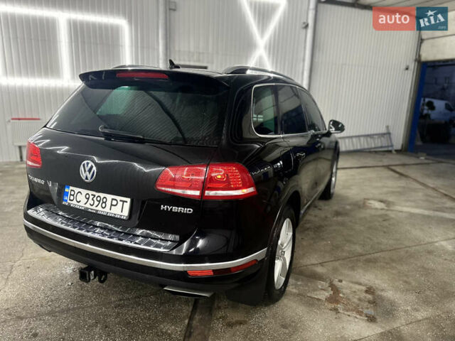 Черный Фольксваген Туарег, объемом двигателя 3 л и пробегом 56 тыс. км за 27000 $, фото 9 на Automoto.ua