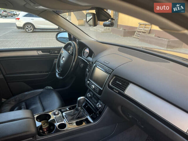 Черный Фольксваген Туарег, объемом двигателя 2.97 л и пробегом 195 тыс. км за 25900 $, фото 35 на Automoto.ua