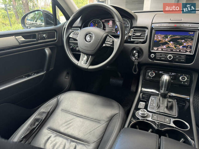 Чорний Фольксваген Туарег, об'ємом двигуна 2.97 л та пробігом 194 тис. км за 22499 $, фото 31 на Automoto.ua