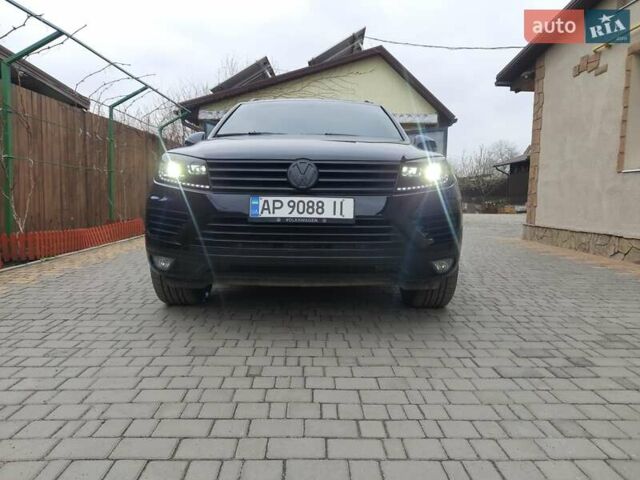 Черный Фольксваген Туарег, объемом двигателя 2.97 л и пробегом 145 тыс. км за 25300 $, фото 3 на Automoto.ua
