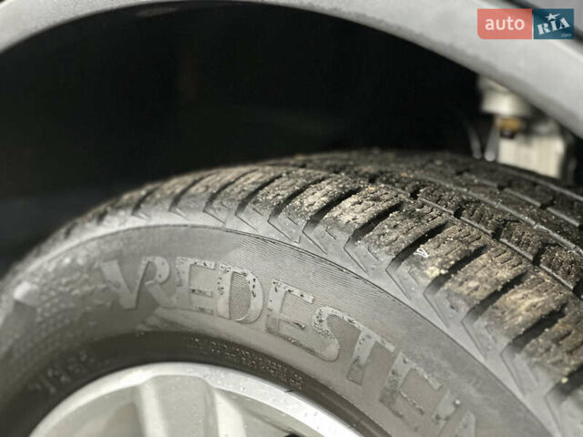 Черный Фольксваген Туарег, объемом двигателя 3 л и пробегом 56 тыс. км за 27000 $, фото 15 на Automoto.ua