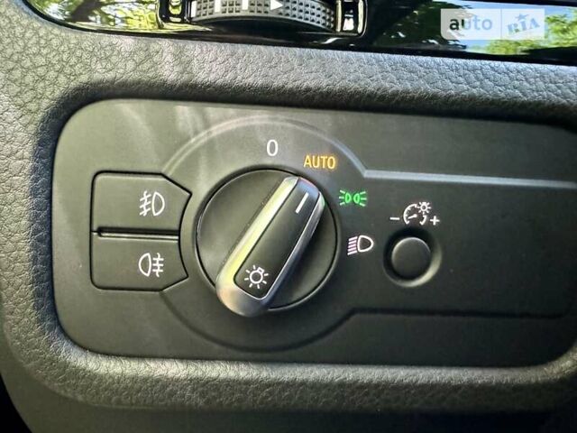 Чорний Фольксваген Туарег, об'ємом двигуна 2.97 л та пробігом 130 тис. км за 33000 $, фото 24 на Automoto.ua