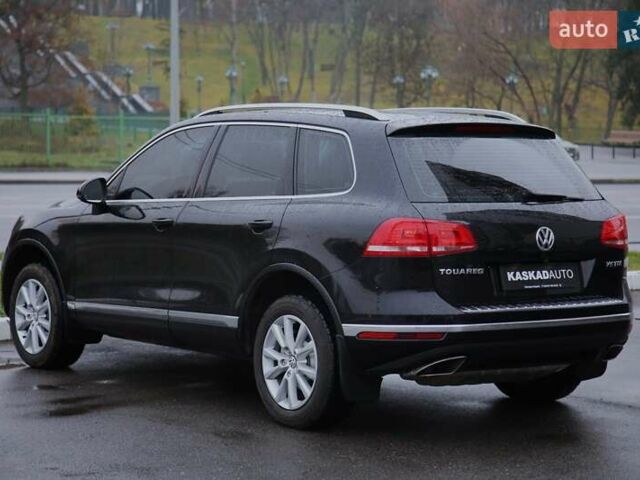 Черный Фольксваген Туарег, объемом двигателя 2.97 л и пробегом 241 тыс. км за 22500 $, фото 3 на Automoto.ua