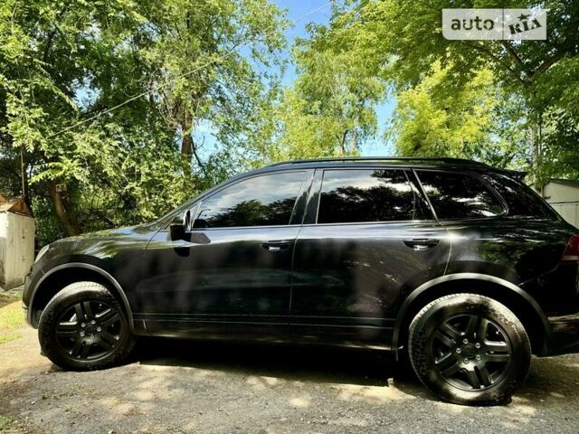 Чорний Фольксваген Туарег, об'ємом двигуна 2.97 л та пробігом 130 тис. км за 33000 $, фото 3 на Automoto.ua