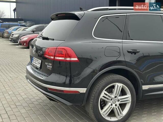 Чорний Фольксваген Туарег, об'ємом двигуна 3 л та пробігом 246 тис. км за 27700 $, фото 8 на Automoto.ua