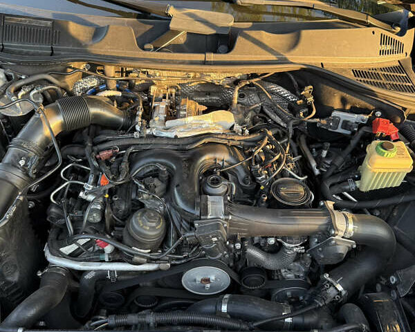 Черный Фольксваген Туарег, объемом двигателя 3 л и пробегом 219 тыс. км за 26900 $, фото 21 на Automoto.ua