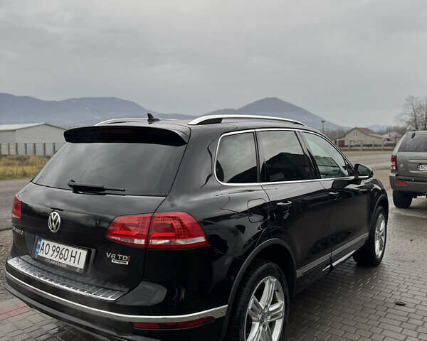 Черный Фольксваген Туарег, объемом двигателя 2.97 л и пробегом 275 тыс. км за 26000 $, фото 2 на Automoto.ua