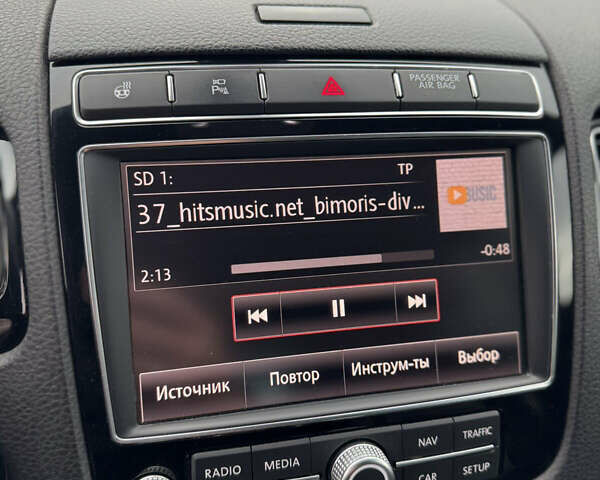 Черный Фольксваген Туарег, объемом двигателя 2.97 л и пробегом 275 тыс. км за 26000 $, фото 15 на Automoto.ua