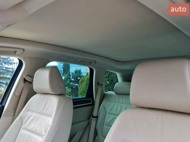 Чорний Фольксваген Туарег, об'ємом двигуна 3 л та пробігом 185 тис. км за 32999 $, фото 4 на Automoto.ua