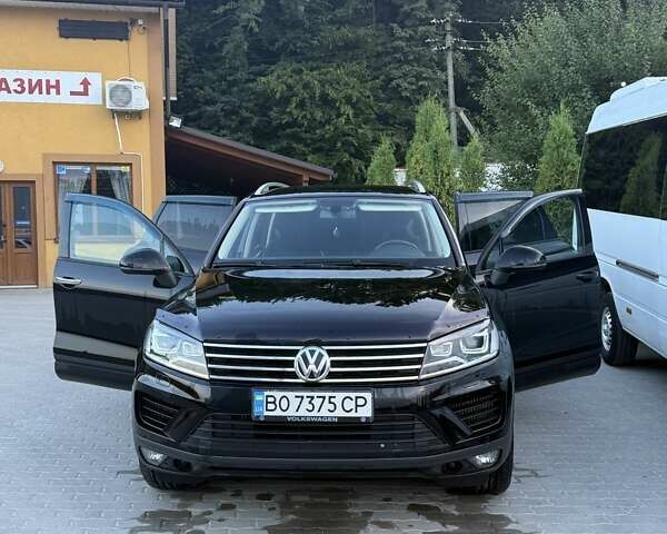 Черный Фольксваген Туарег, объемом двигателя 2.97 л и пробегом 285 тыс. км за 23500 $, фото 5 на Automoto.ua