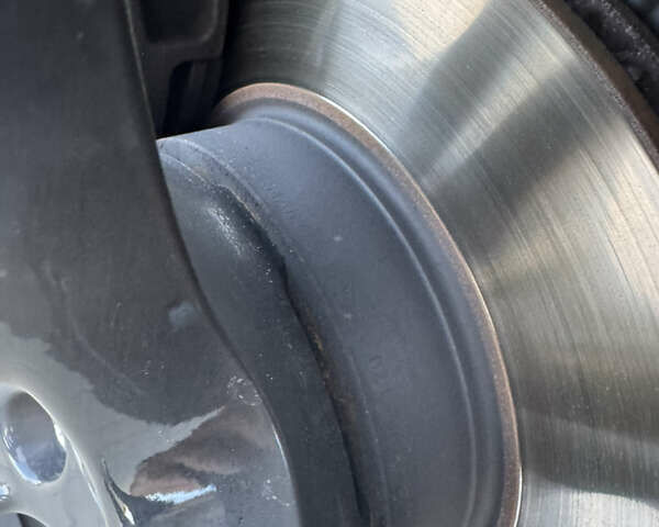 Черный Фольксваген Туарег, объемом двигателя 2.97 л и пробегом 166 тыс. км за 29999 $, фото 7 на Automoto.ua