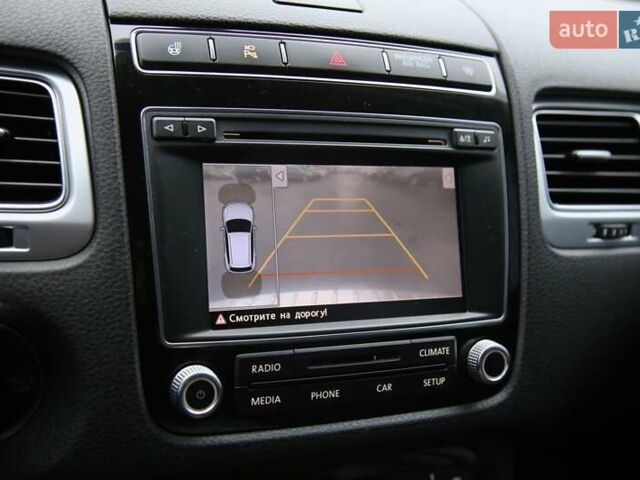 Черный Фольксваген Туарег, объемом двигателя 2.97 л и пробегом 241 тыс. км за 22500 $, фото 15 на Automoto.ua