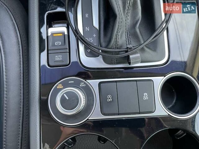 Фольксваген Туарег 2015 в Виннице на Automoto.ua Черный Фольксваген Туарег, объемом двигателя 2.97 л и пробегом 172 тыс. км за 25000 $, фото 32 на Automoto.ua