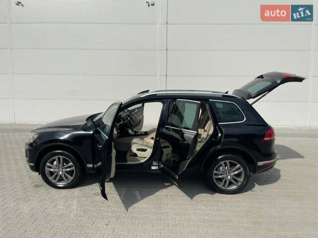 Чорний Фольксваген Туарег, об'ємом двигуна 3.6 л та пробігом 123 тис. км за 24400 $, фото 3 на Automoto.ua