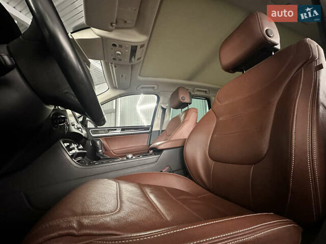 Черный Фольксваген Туарег, объемом двигателя 3 л и пробегом 56 тыс. км за 27000 $, фото 25 на Automoto.ua