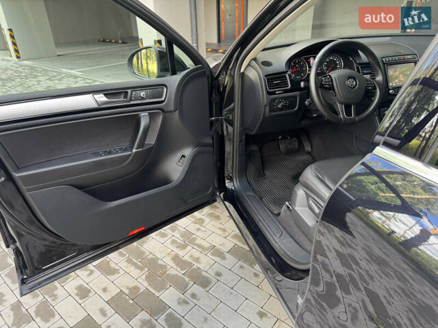 Чорний Фольксваген Туарег, об'ємом двигуна 2.97 л та пробігом 194 тис. км за 22499 $, фото 33 на Automoto.ua