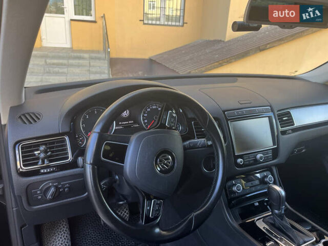 Черный Фольксваген Туарег, объемом двигателя 2.97 л и пробегом 195 тыс. км за 25900 $, фото 10 на Automoto.ua