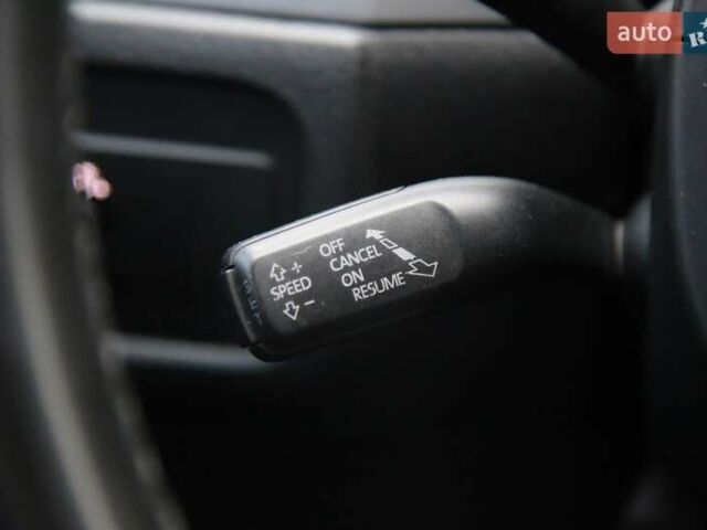 Черный Фольксваген Туарег, объемом двигателя 2.97 л и пробегом 241 тыс. км за 22500 $, фото 21 на Automoto.ua